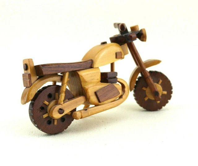 Maquette moto décorative jouet en miniature fait main vintage en bois
