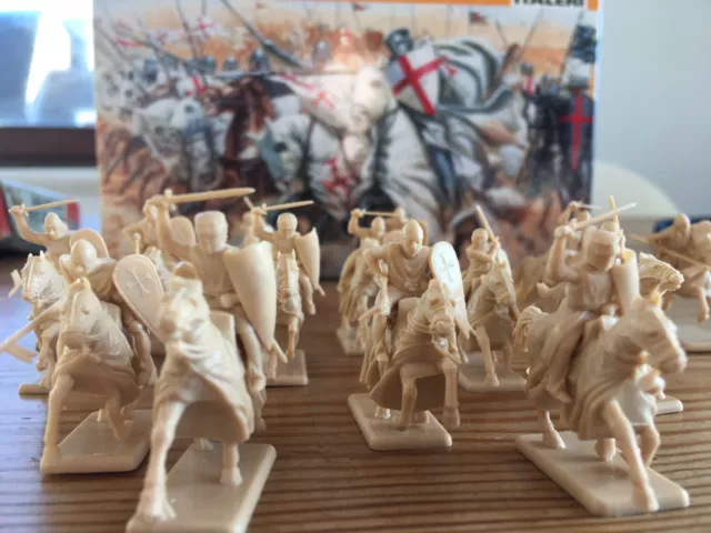 Italeri Tempel Ritter Templar Knights 1:72