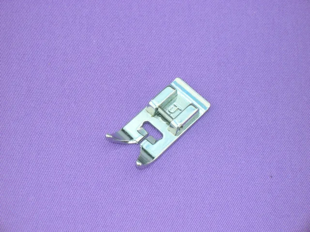 Pied De Biche Standard - OA - PFAFF - Les Machines à Coudre De Patricia