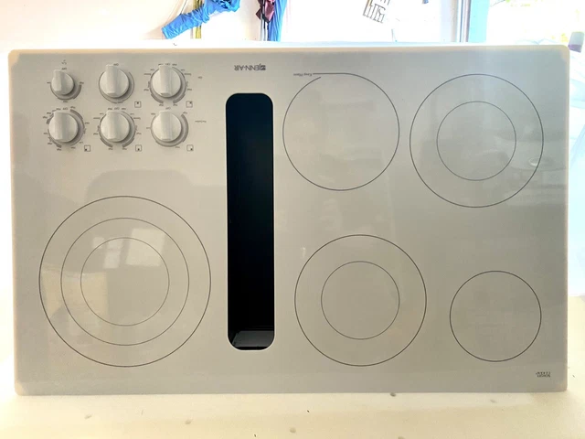 JENN-AIR 36” ELECTRIC DOWNDRAFT COOKTOP Stovetop Tested JED3536WF04 JENN-AIR 36” ELECTRIC DOWNDRAFT COOKTOP Stovetop Tested JED3536WF04
