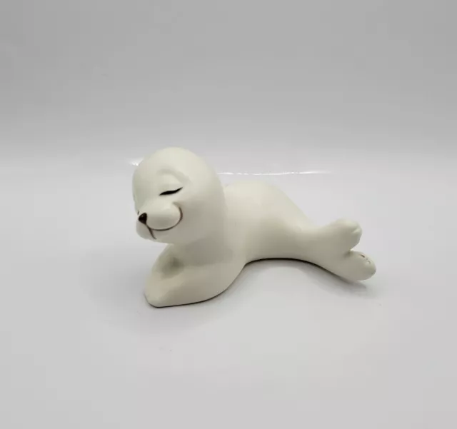 Vintage Oxford Smiling White Baby Seal 4" Ceramic Figurine