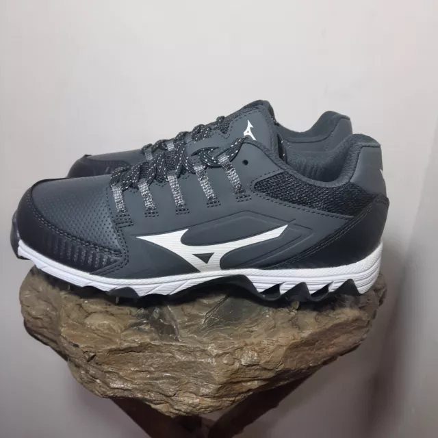 NEW Mizuno 9 Spike Swift 6 Softball Metal Cleats Womens Size 7.5 Gray 320588