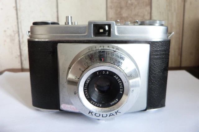 ancien appareil photos kodak retinette  a restaurer pour pièces
