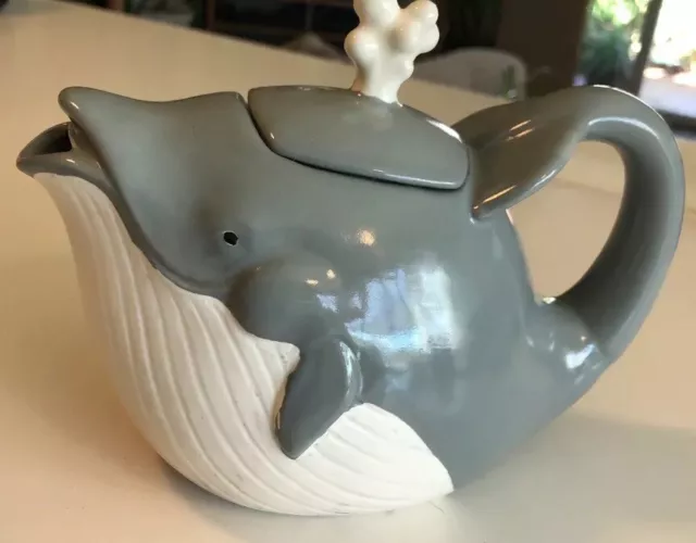 Vintage Norcrest Whale Teapot Gray White Spouting Water Japan Anthropomorphic