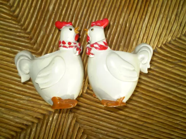 Poules de décoration en céramique (lot de 2 poules) très bon état