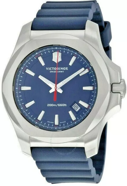 Montre pour homme Victorinox armée suisse inox cadran bleu bracelet caoutchouc bleu 241688.1 NEUVE