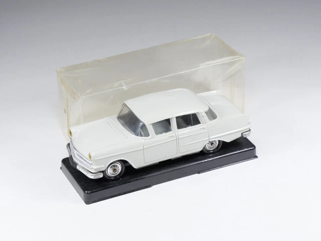 Norev Opel Kapitan échelle 1:43 - Miniature De Collection Occasion
