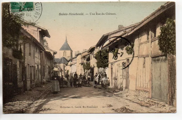 SAINTE MENEHOULD - Marne - CPA 51 - La rue du Chateau - animation carte couleur