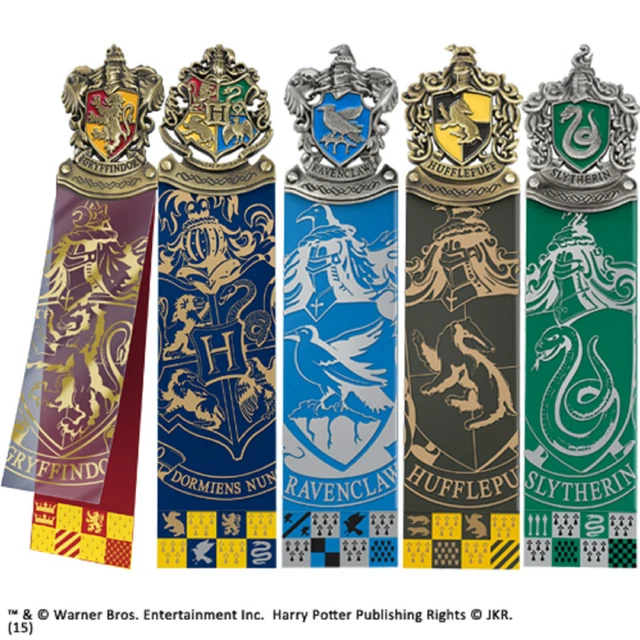 OFFICIAL HARRY POTTER Hogwarts House Crest Banner Bookmarks Noble Film