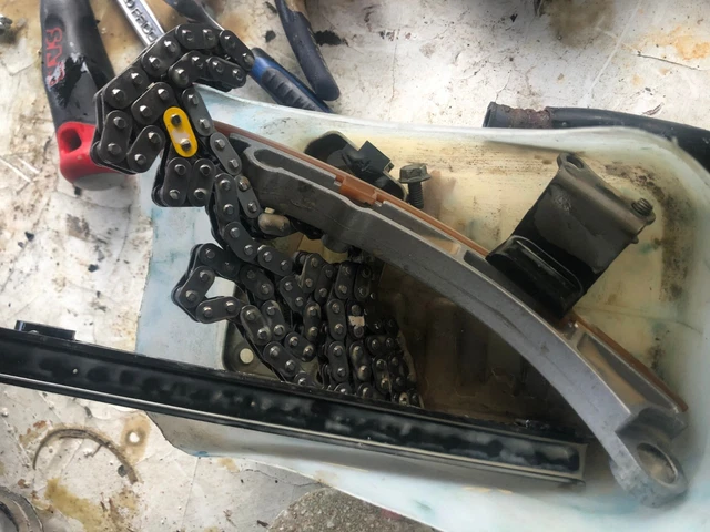 kit chaine  pour df 50 et df40 cv suzuki 4 tps