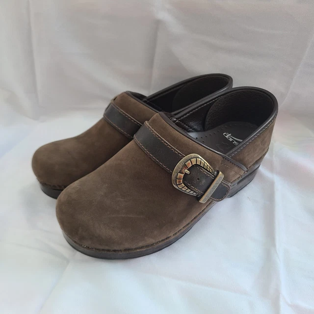 Dansko pammy deals clog