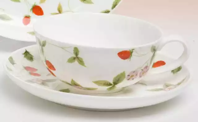 Mirella Fresas Taza de Té con Platillo 0,18L