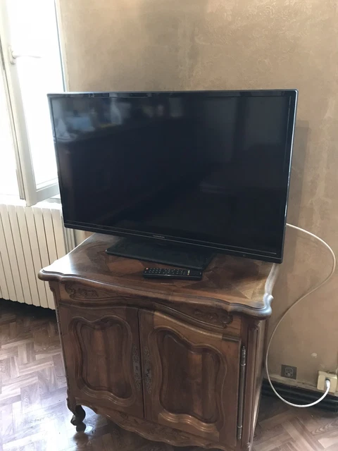 HKC Smart TV 32 Pouces (80 cm) Téléviseur avec Netflix, Prime Video