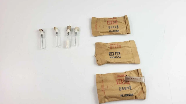 3 x Vintage Glass Syringes and Needles - Fengel Green Diamond