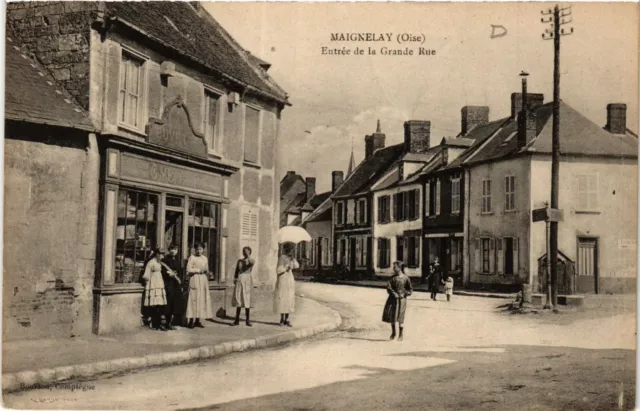 CPA MAIGNELAY - Entrée de la Grande Rue (423404)