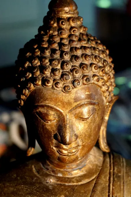 Beautiful Early Chiang Saen Gilt Bronze Buddha 2