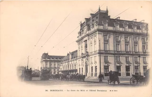 CPA 33 BORDEAUX LA GARE DU MIDI  ET HOTEL TERMINUS (dos non divisé)