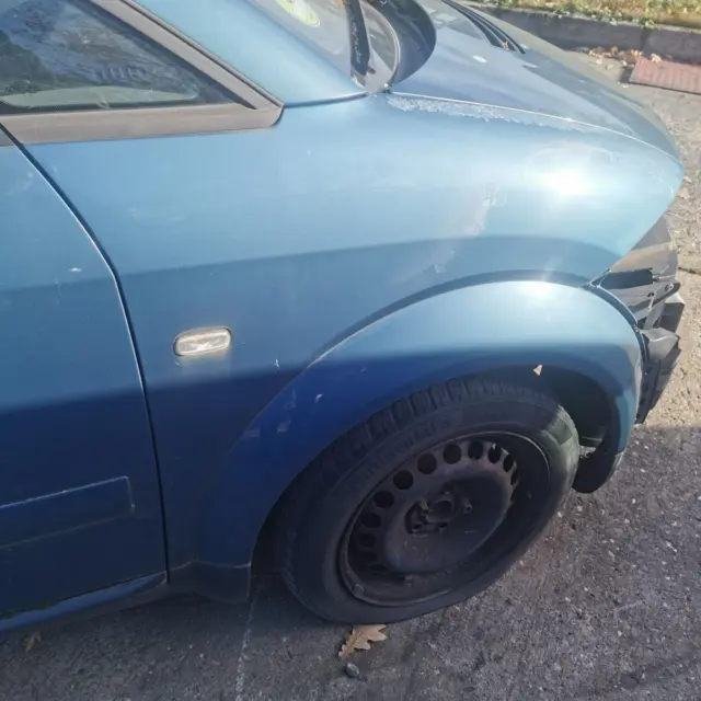 Audi A2 8Z Kotflügel Fender vorn rechts TEXTLZ5R Atlantikblau Perl