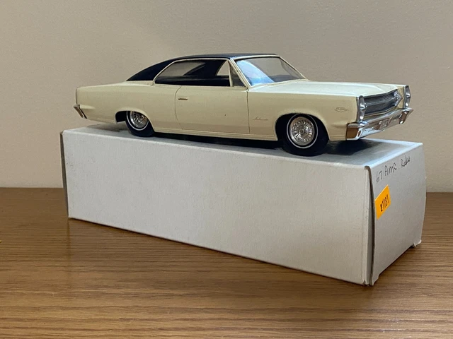 Jo-Han 1967 AMC Ambassador Hardtop Promo - Spotlight Hobbies
