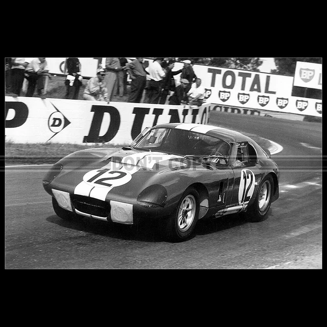 Photo A.028771 SHELBY COBRA DAYTONA CUTTER-GRANT 24 H LE MANS 1965