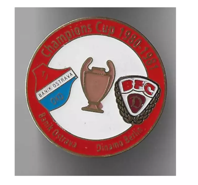 football pin badge Banik Ostrava Czech - Dinamo Berlin Germany 1980-1981 #5