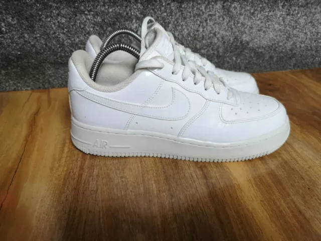 SCARPE DA GINNASTICA con lacci Nike Air Force 1'07 White Croc taglia 6 UK  AO2132-100 EUR 46,82 - PicClick IT