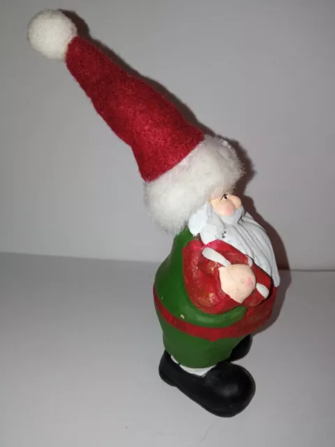 Sehr hübscher kleiner Weihnachtsmann, ca. 17cm hoch, Tonkeramik, Mütze aus Stoff 3