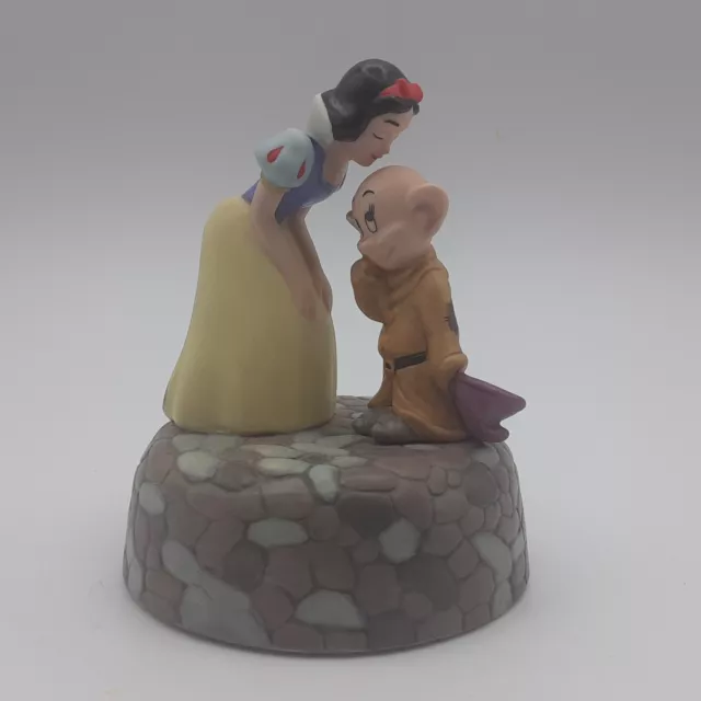 Disney Snow White Dopey Porcelain Musical Figurine Some Day My Prince Will Come