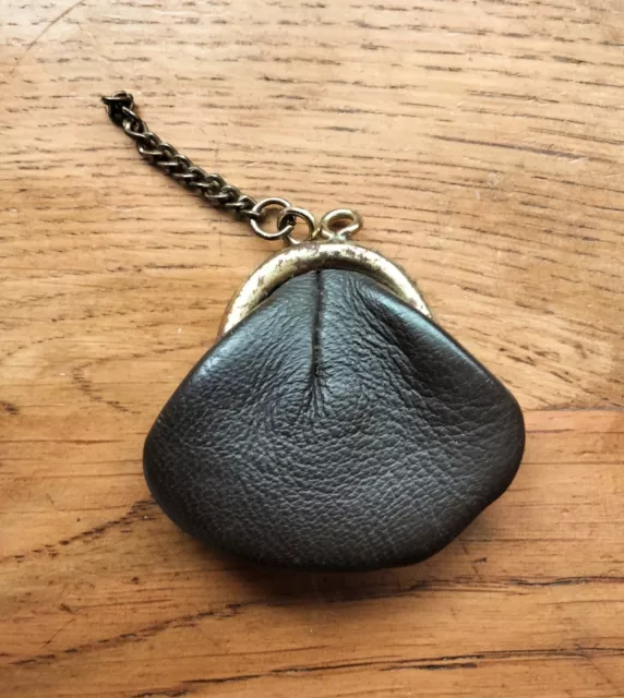 Borsa antica vintage piccola in pelle e metallo moneta singola sovrana chatelaine