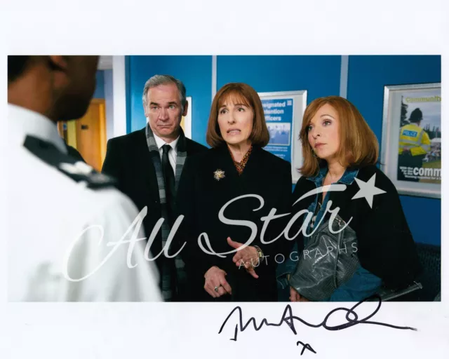 FRIDAY NIGHT DINNER - Tracy-Ann Oberman Signed Photograph 02 (MC)