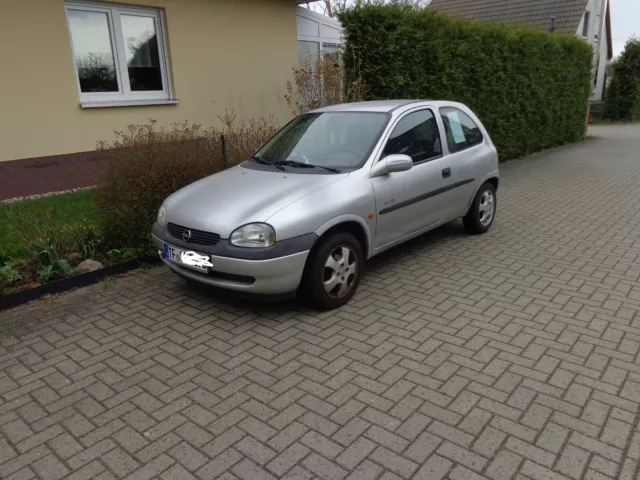 Opel Corsa 1,2 TÜV neu