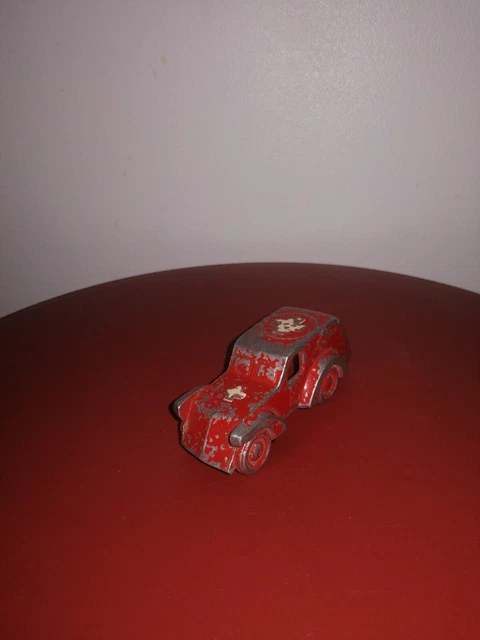 Miniature Ambulance Croix-Rouge RF Rhodanienne – Les Incassables – 1947 – 1/55