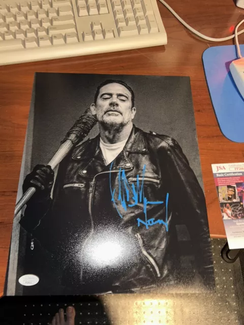 Jeffrey Dean Morgan SIGNED Negan 11x14 Photo JSA COA - The Walking Dead