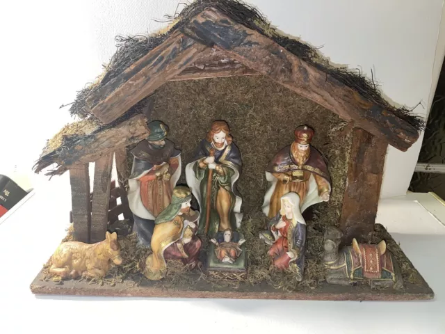 Vintage Nativity Scene 12” X 19” 8 Figures Wooden Stable