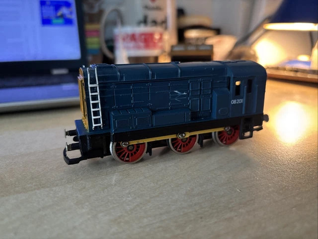 HORNBY CLASS 08 Shunter 08 201 In BR Blue OO Gauge £29.00 - PicClick UK