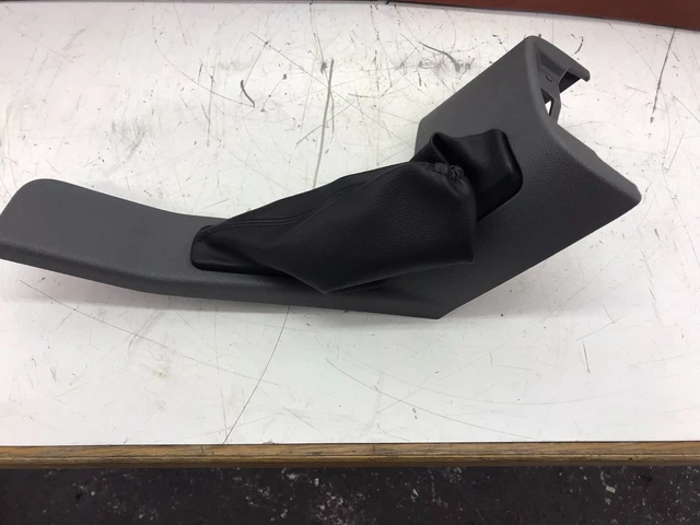 Originale Nuovo Ford Focus Mk 2 Coperchio Freno A Mano E Assetto 8M51A044L49