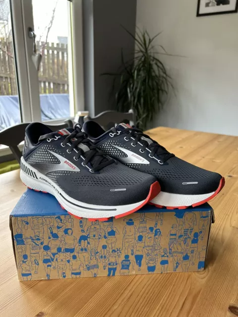 New Brooks Adrenaline GTS22 Men’s Running Shoes UK9 Medium (D)