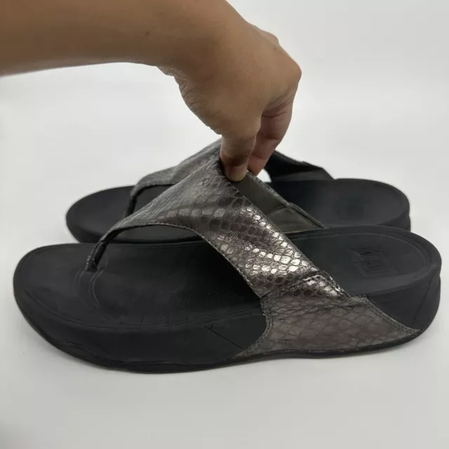 Womens FIT FLOP Pewter Leather Snake Print Thong Sandals Slides Size 10 EU 42