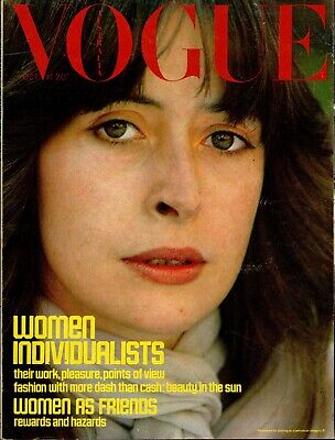 Vogue Australia October 1975 - Very Rare 1970s Women's Vintage Fashion Magazine
