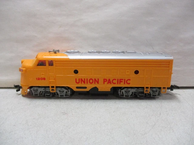 Bachmann Union Pacific 1206 Locomotive HO scale