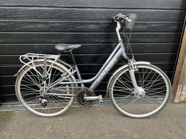 Raleigh pioneer online 2 ladies bike