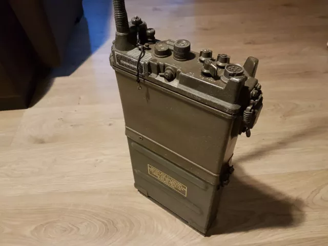 US ARMY FUNKGERÄT VIETNAM RADIO RECEIVER PRC-9 US-Fertigung NATO Sammler RT175A