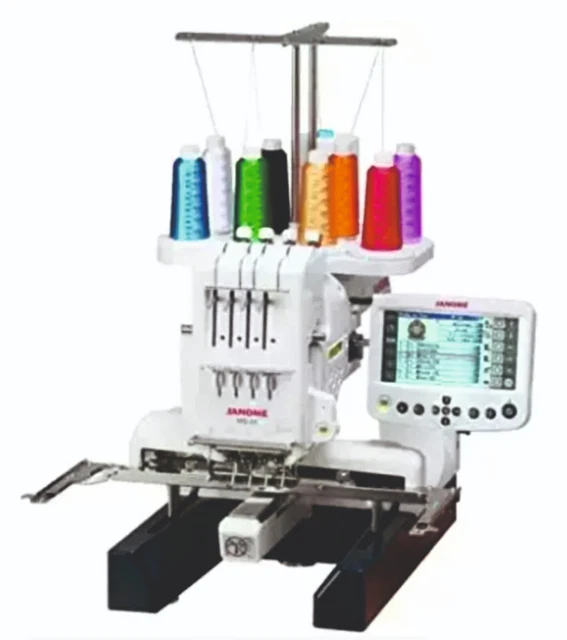 Vendo  maquina Bordadora Janome MB4S 4 Agujas. ayudo su funcionamiento.