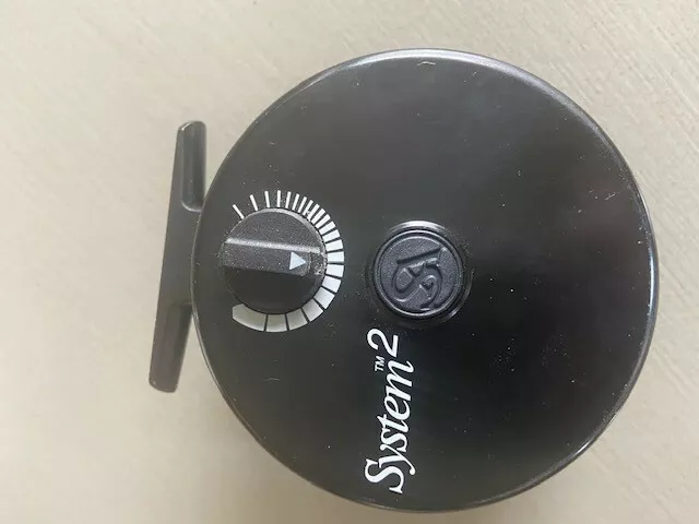 Lamiglas 9' 9 weight Graphite fishing rod and Scientific Anglers Fly Reel 89