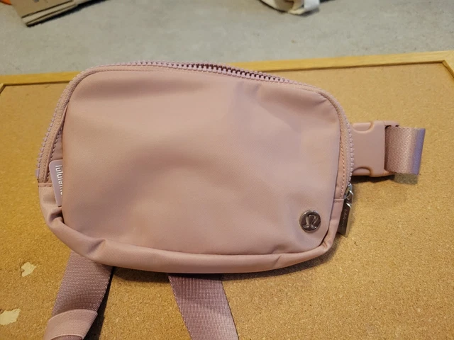 Lululemon Everywhere Belt Bag Pink Pastel