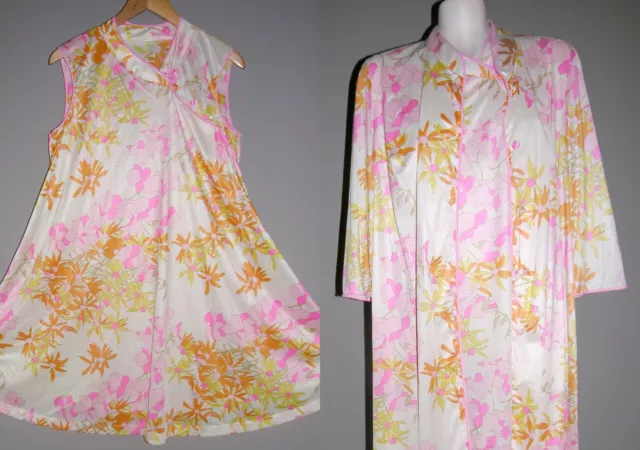 NOS Vtg Vanity Fair Nylon Tricot Robe Nightgown Gown Set flowers floral 38