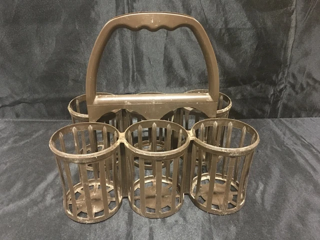 Ancien porte bouteilles panier casier métal. Vintage déco