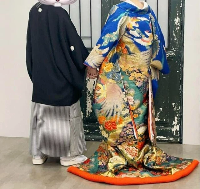 Japanese Kimono Uchikake Luxurious Wedding Pure Silk Full Embroidery Blue Used 8