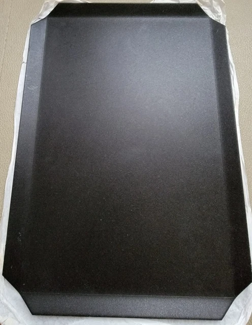 Quiznos Heavy Duty 10"x7" Aluminum Baking Tray - Angle Corners
