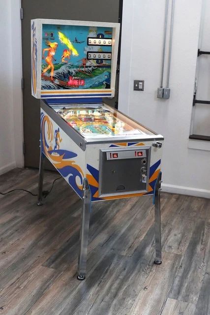 Surfer Pinball Machine Gottlieb 1976 HUO WOW